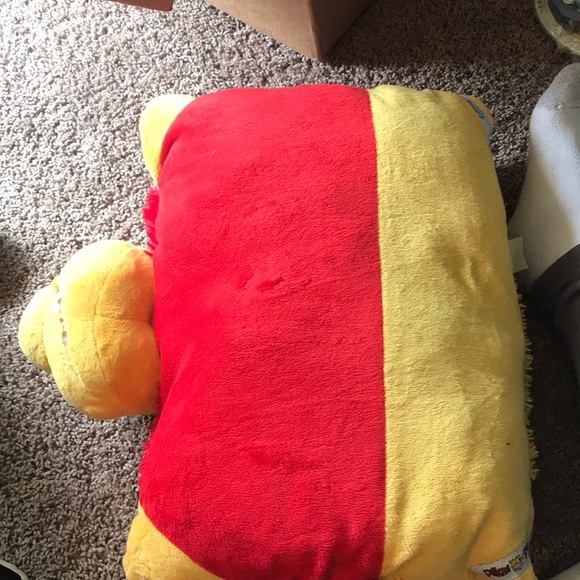 Winnie the Pooh Pillow Pets Pillow - Picture 6 of 8